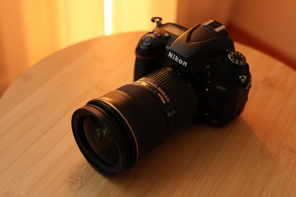 Nikon D610 + 24-70mm f/2.8 + 50mm f/1.8G