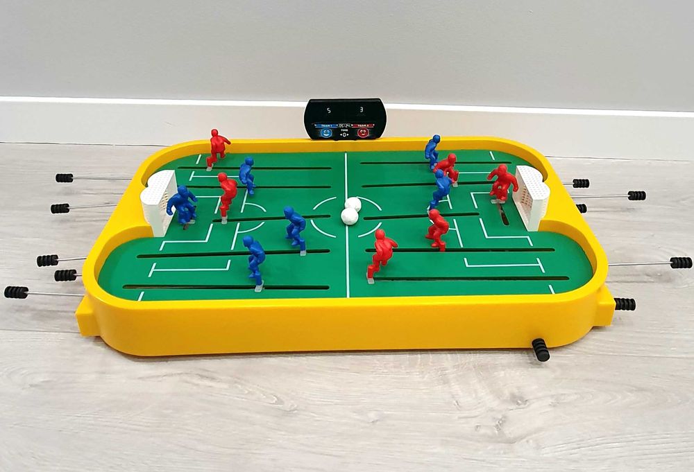 Настільний дитячий футбол гра