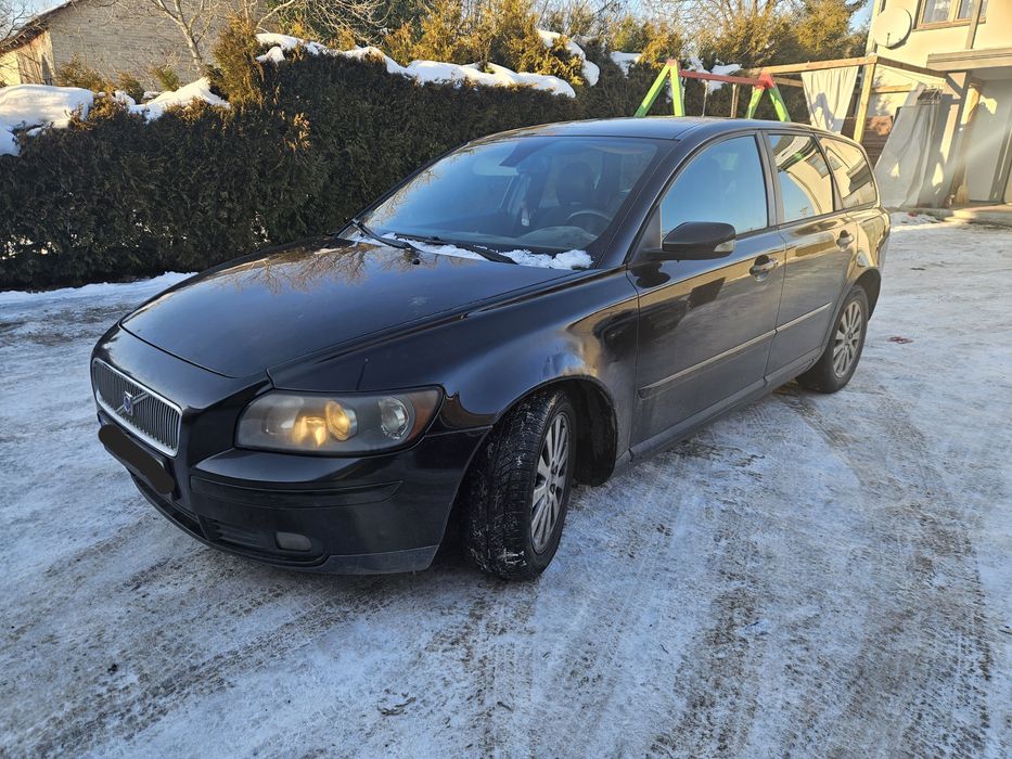 Volvo v50 2005 рік 2.0 дизель тільки для військових