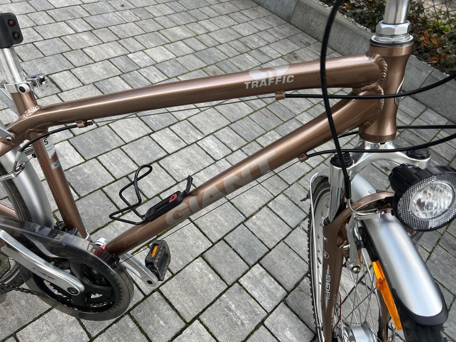 Sprzedam rower Giant Traffic damski