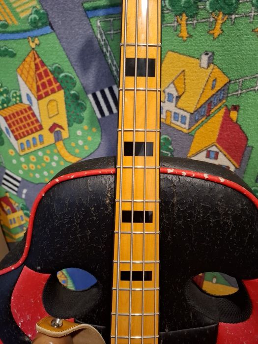 Gitara basowa Jazz Bass