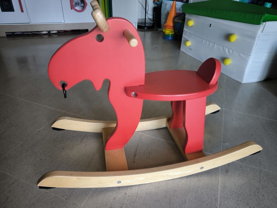 Cavalinho - Rena de balanço