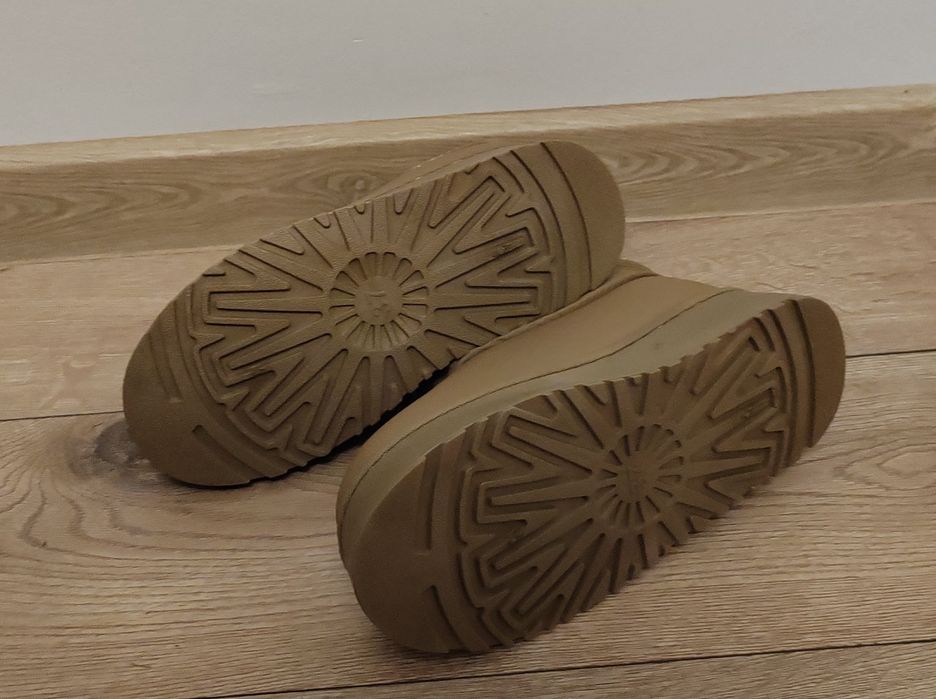 Nowe Śniegowce  koloru coś  ala fango ciepłe polecam Rozmiar 37