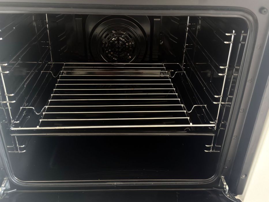Forno e placa com 1 ano de uso