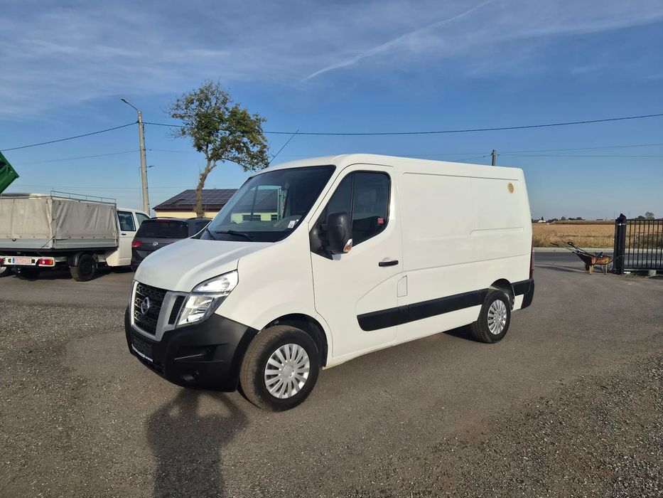 Nissan Nv 400 master movano z zabudową warsztatową super stan