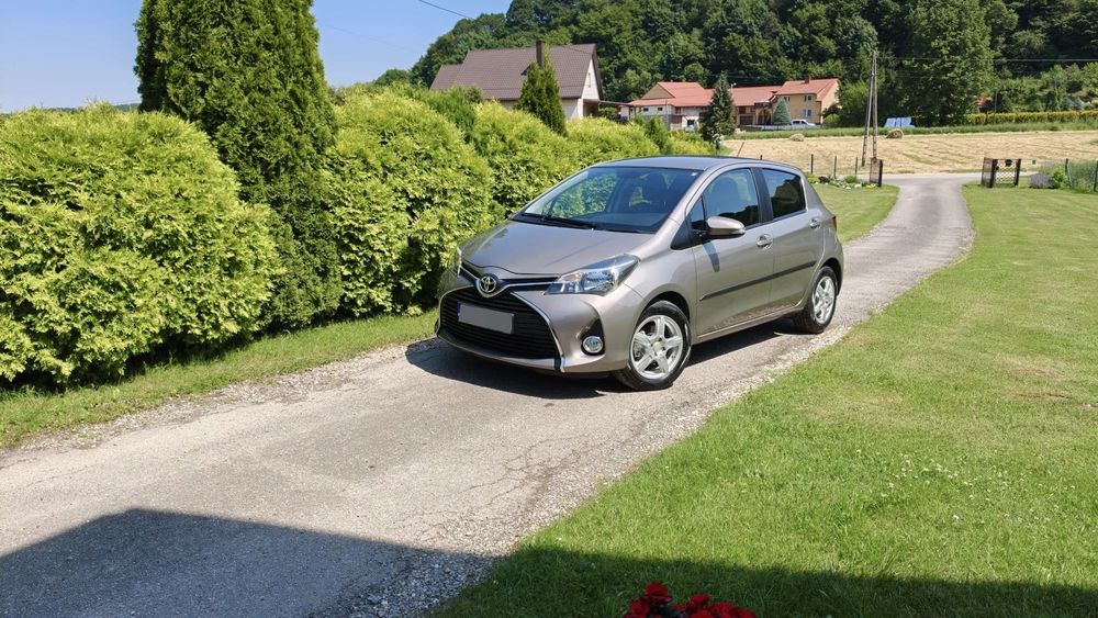 Toyota Yaris Polski Salon Bez Wypadkowy Serwisowany W ASO Od Nowości Kamera Cofania