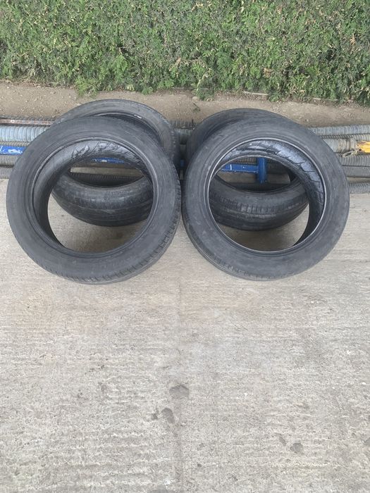 Продам літні шини 225/50R18