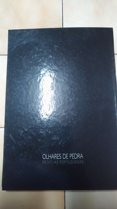 Estátuas Portuguesas Olhares de Pedra