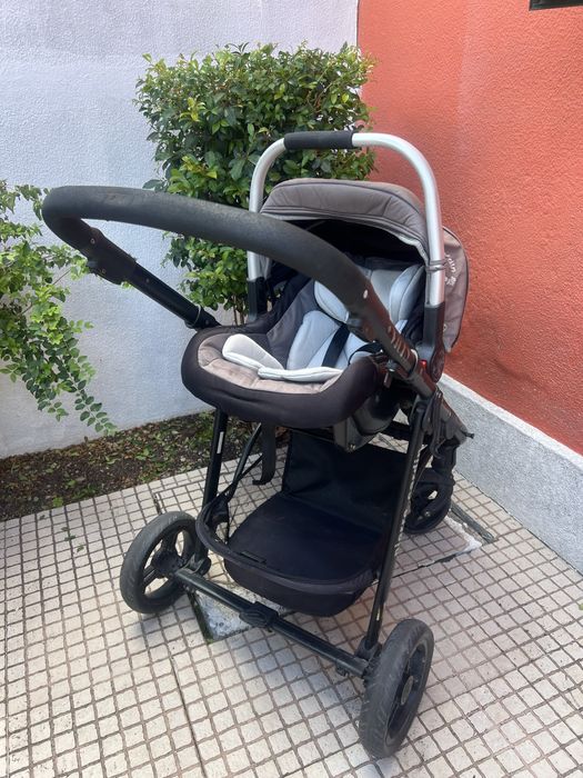 Carrinho bebé Pierre Cardin - ovo e estrutura rodas