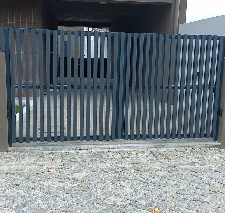 Serralheiro Civil diversos trabalhos ferro inox