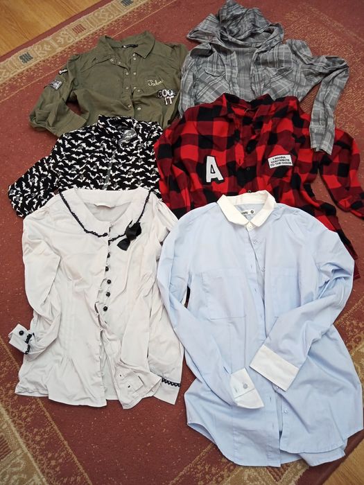 Paka ubrań koszule.