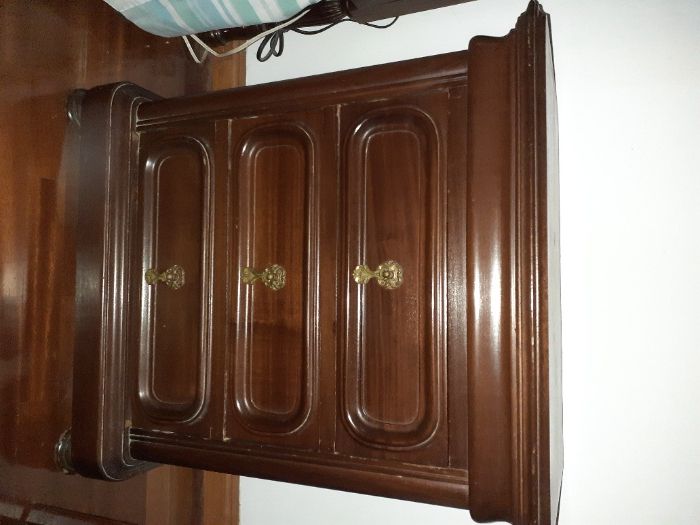 Conjunto de solteiro estilo D. Maria (Oportunidade)