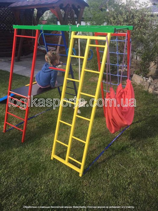 Детская площадка. Детская игровая площадка. Дитячий майданчик