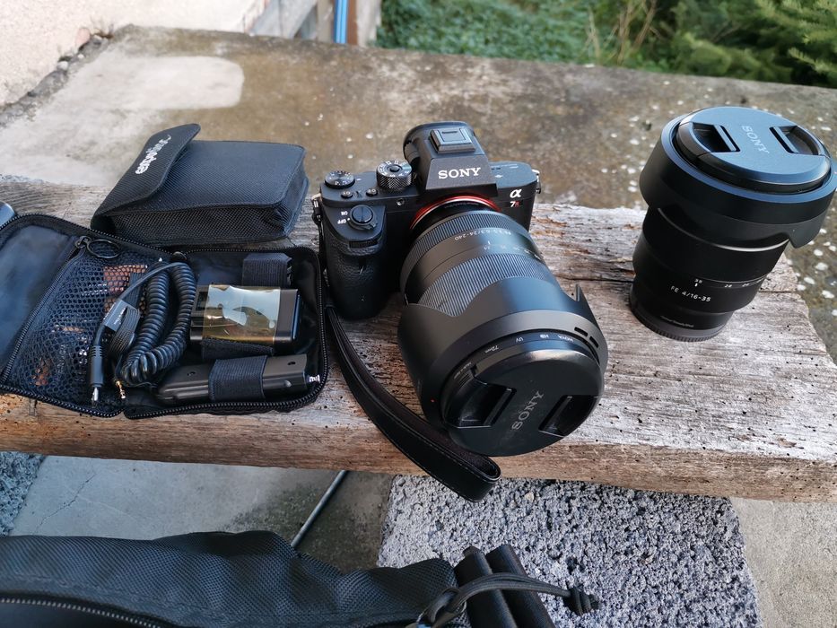 Sony alpha 7RII, obiektywy 24-240, 16-35, zdalne sterowanie i dodatki