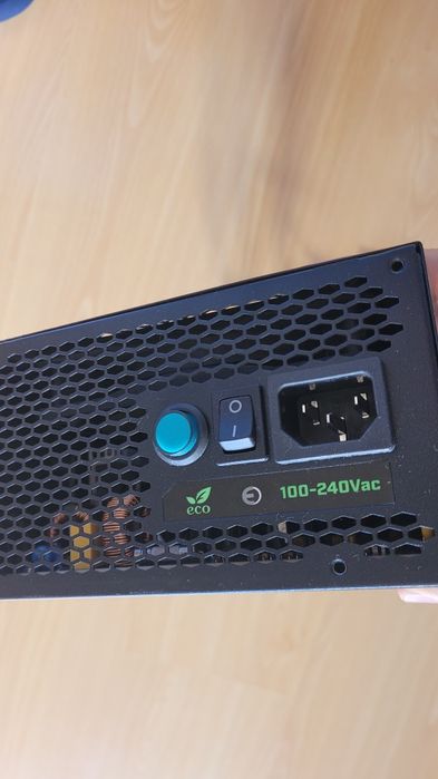 Fonte de Alimentação 650W