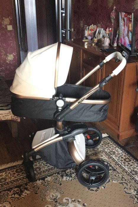 Продам детскую коляску