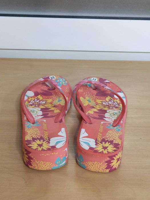 В'єтнамки для дівчинки Super Gear. Нові. РОЗПРОДАЖ.