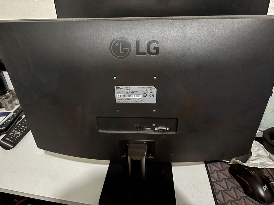 Monitor LG preto