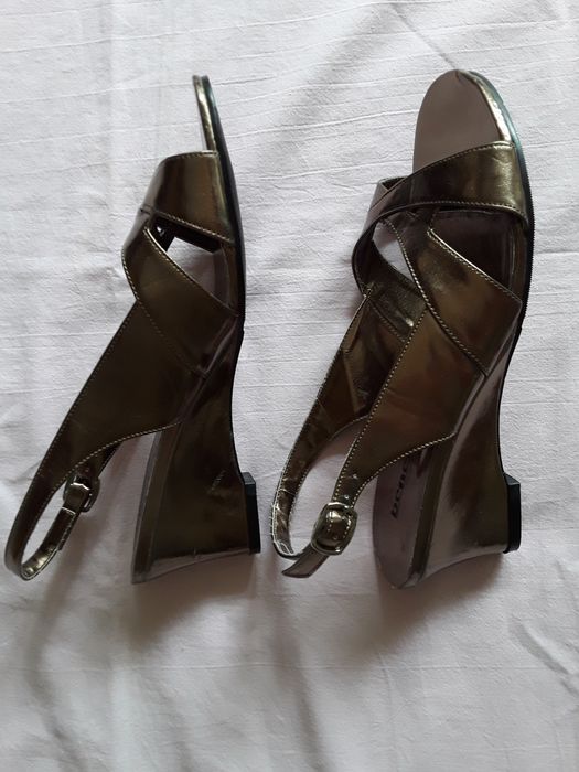 Buty letnie sandaly rozmiar 39