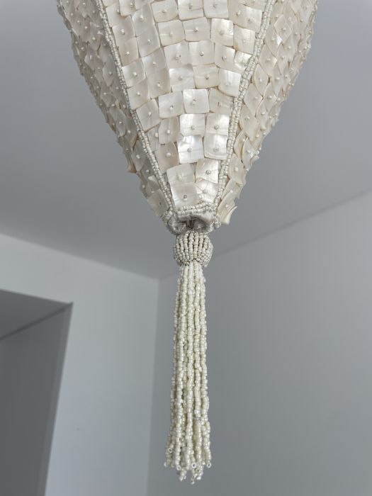 Candeeiro tecto missangas