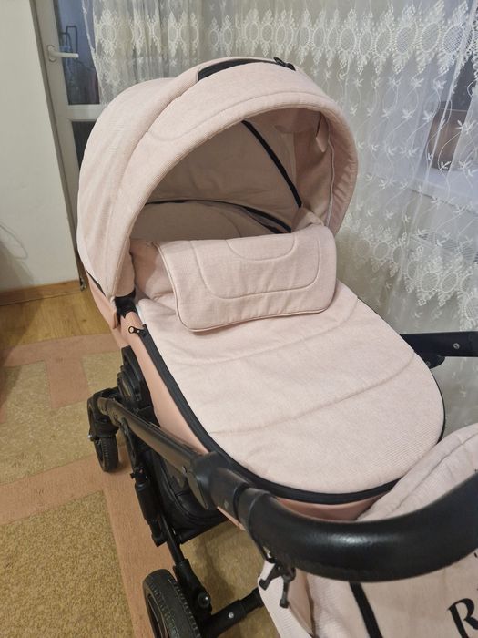 Продам коляску Ricci 2в1