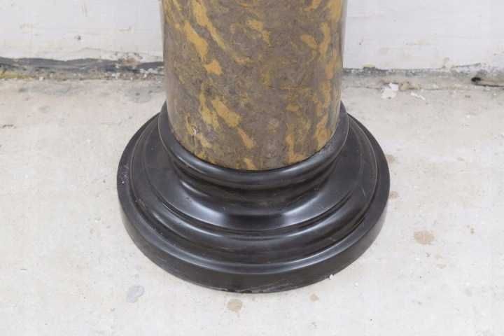 SŁUPEK MARMUR POSTUMENT - pod figurę z brązu 62cm Marmurowy Stolik