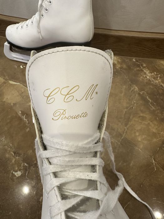 Ковзани CCM Pirouette