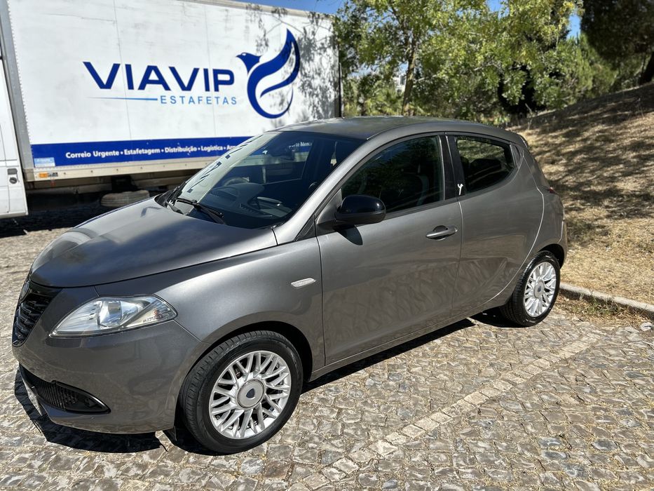 Lancia Ypsilon — fotografia 9