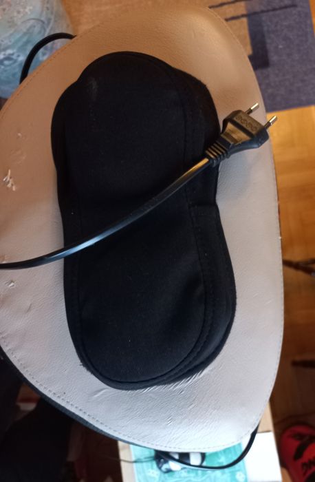 Poduszka masująca- do pleców, kręgosłupa , mięśni rąk , nóg