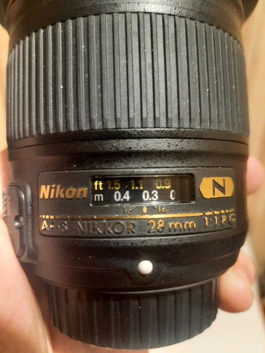 Nikon AF-S NIKKOR 28mm 1.8G + фільтр захисний