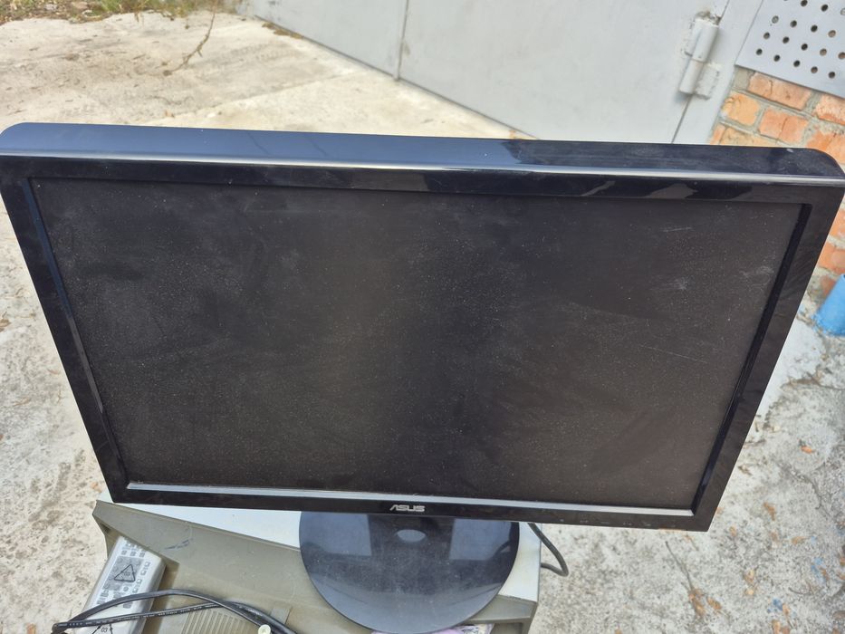 Монитор Asus 22'