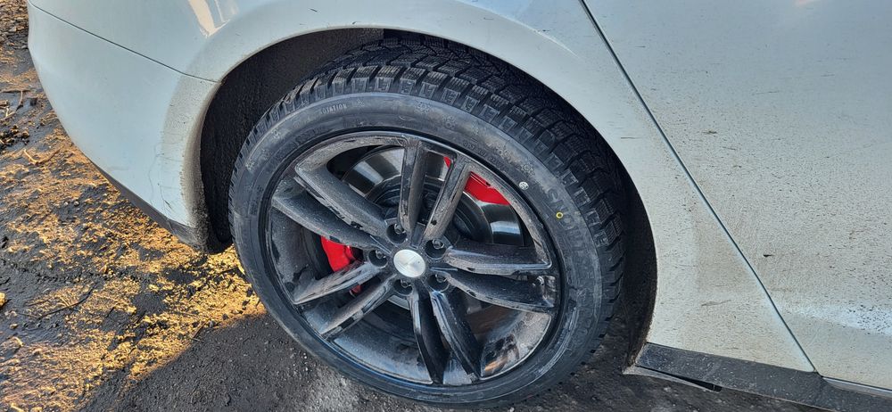 ТЕСЛА Модел S 2013 год