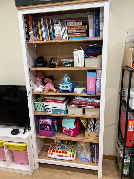 Estante Hemnes Ikea