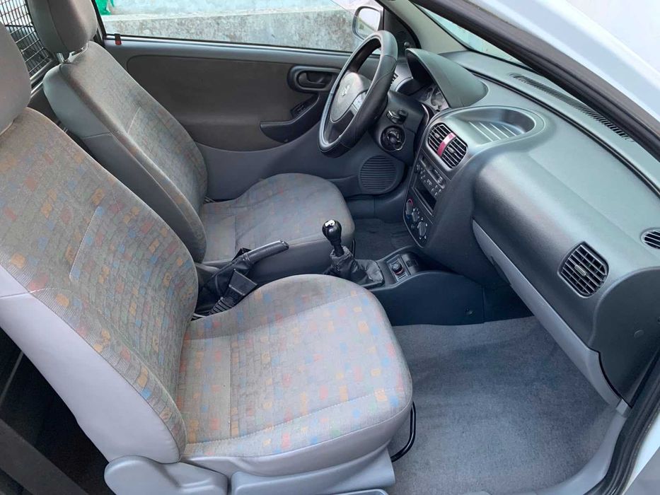Opel Corsa Comercial 1.7 DI Isuzu - Excelente estado - 205 mil kms