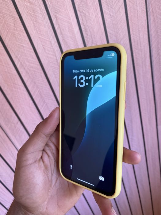 Iphone 11 em exlentes condições