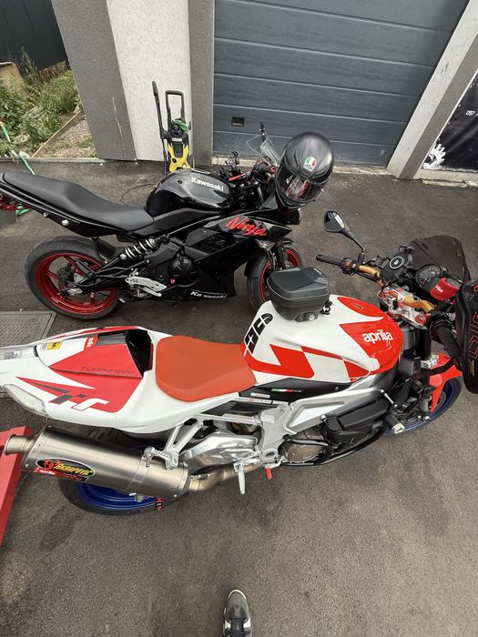 Aprilia Tuono 1000