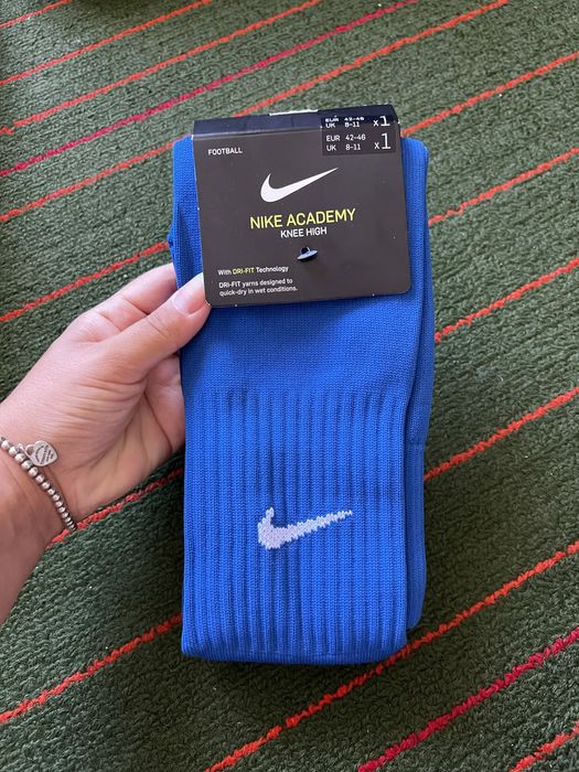 Футбольные гетры Nike