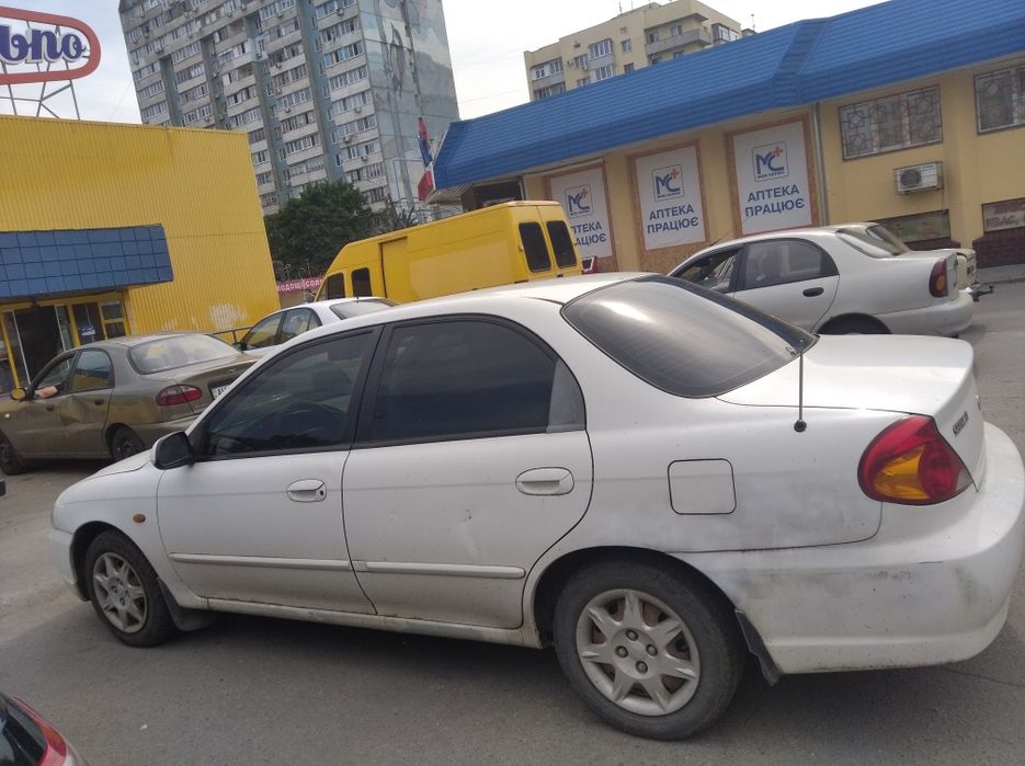 Продам КИА Сефия ІІ 2003 года