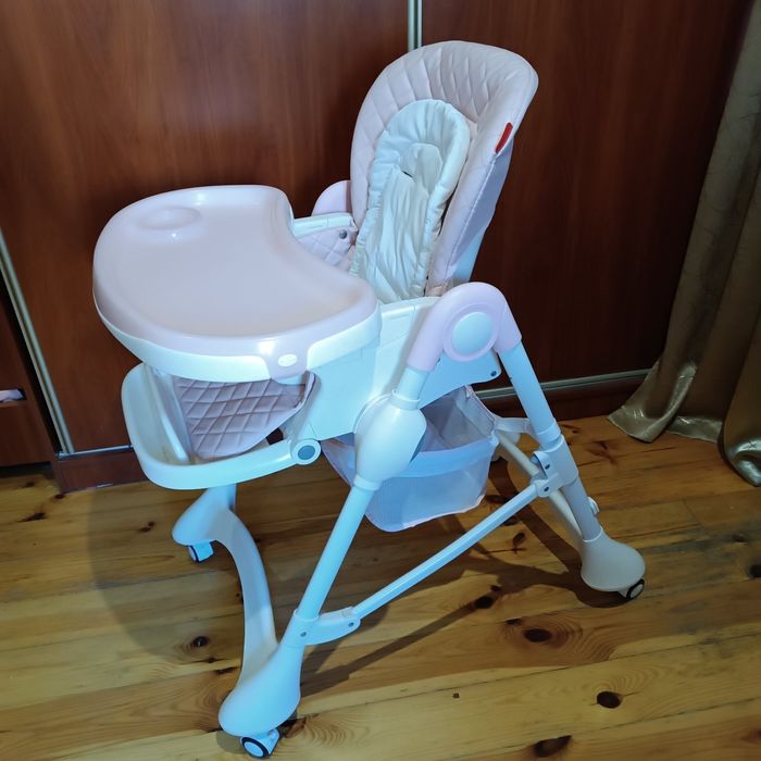 Годувальне крісло