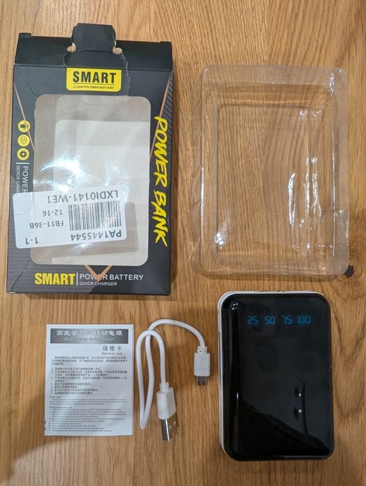 Компактний павербанк Powerbank 10000 з ліхтариком