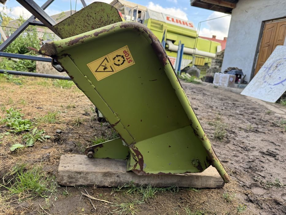 Розкидач соломи Claas