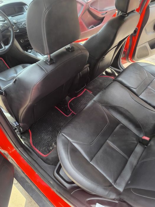 Ford Focus 3 2.0