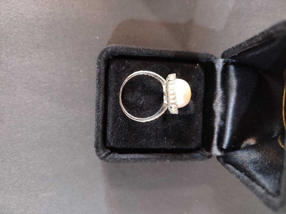 Anel em ouro branco - Eugénio Campos