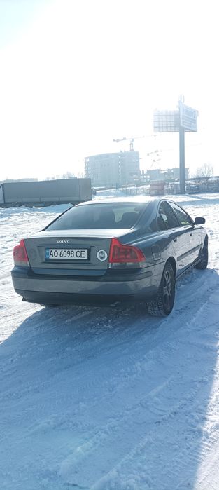 Volvo s60 2003р 2.4 диз по тех паспорту