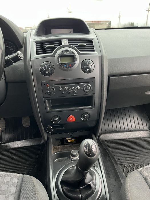 Продам Renault Megane 2 1.6 уневерсал