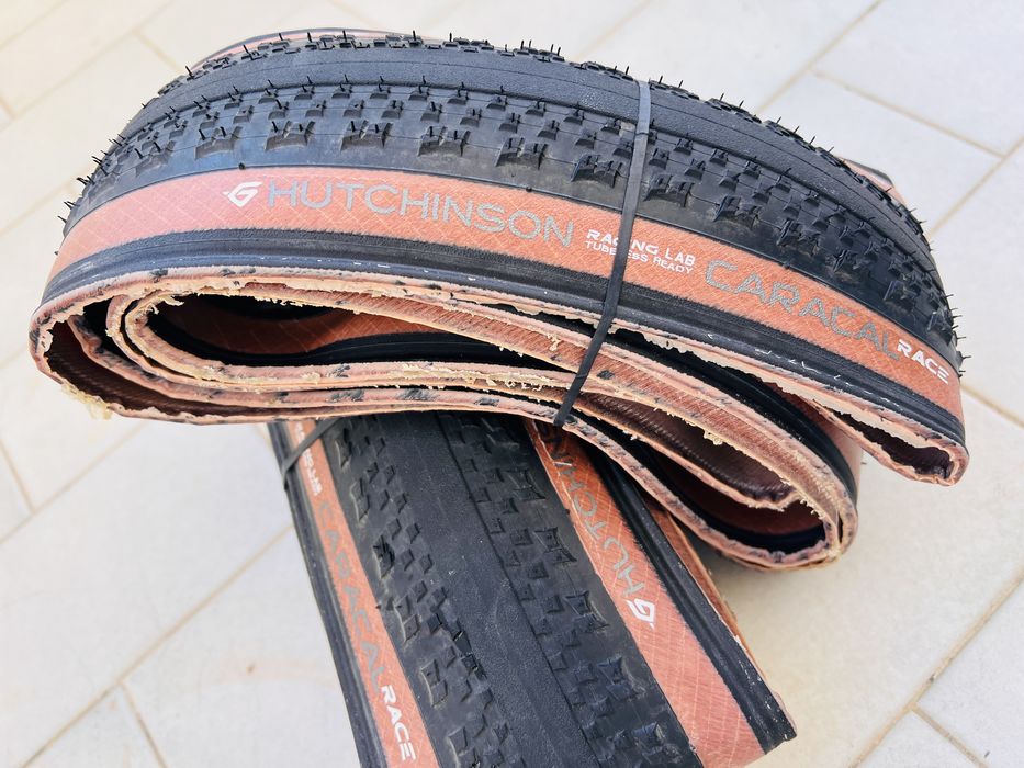 pneus Gravel Hutchinson Caracal Race 40mm