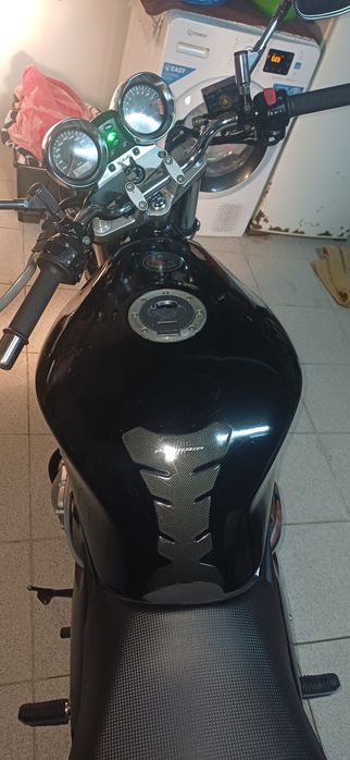 Suzuki bandit 600 de 2001  com 25kw