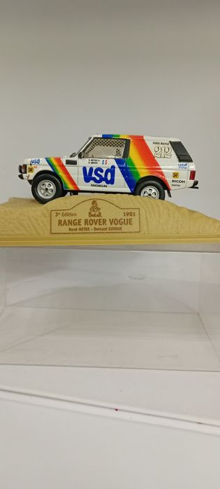 Miniaturas 1/43 dakar sem caixa  acrilica