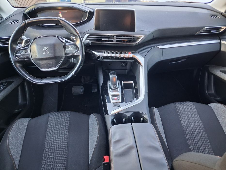 Peugeot 3008 rok 2018 1.5HDI 130KM automat sprowadzony bezwypadkowy