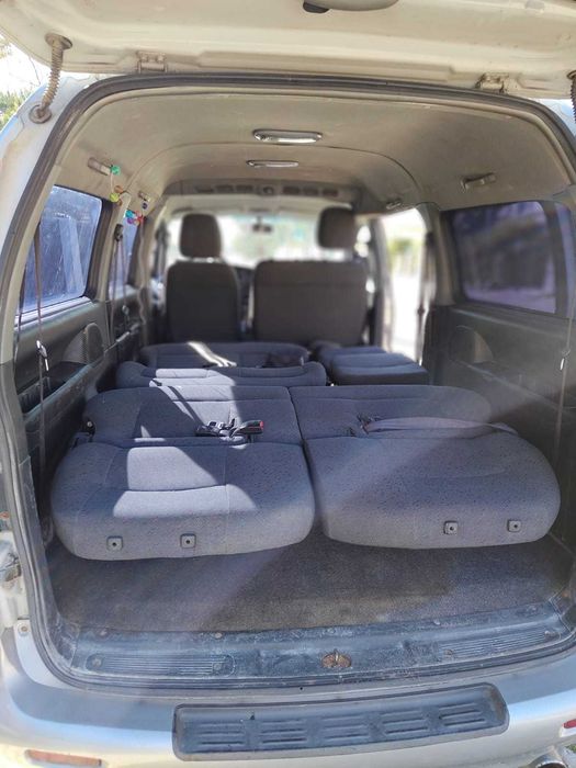 selling hyundai H1 car